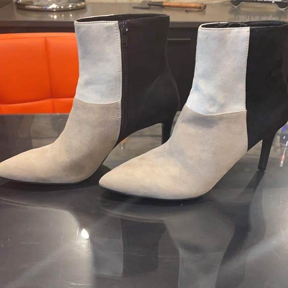 NWOT Worthington ankle boots with 3”heel - Picture 4 of 4